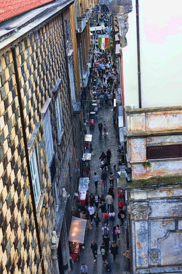 Sciuscia Beb Spaccanapoli Bagian luar foto